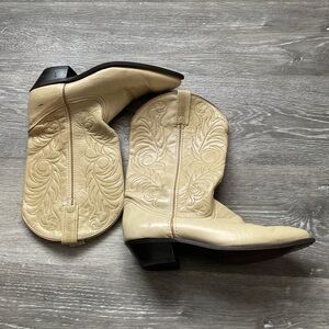 ACME Creme colored Heeled Boots with Embossed Design